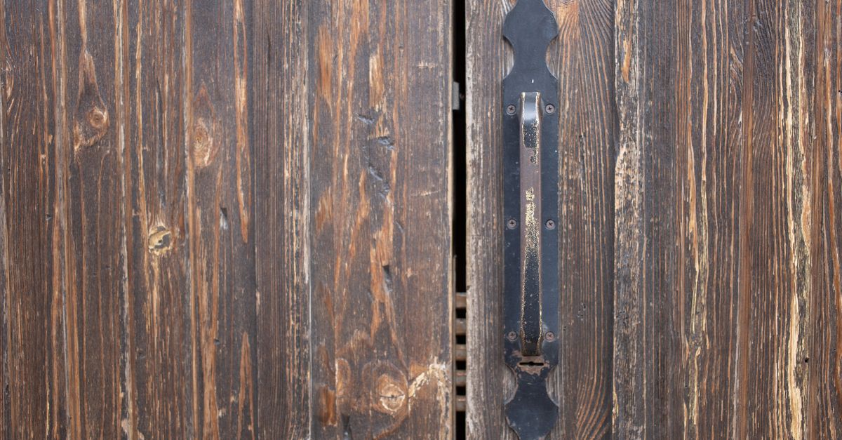 door security hardware — Edison NJ Locksmith